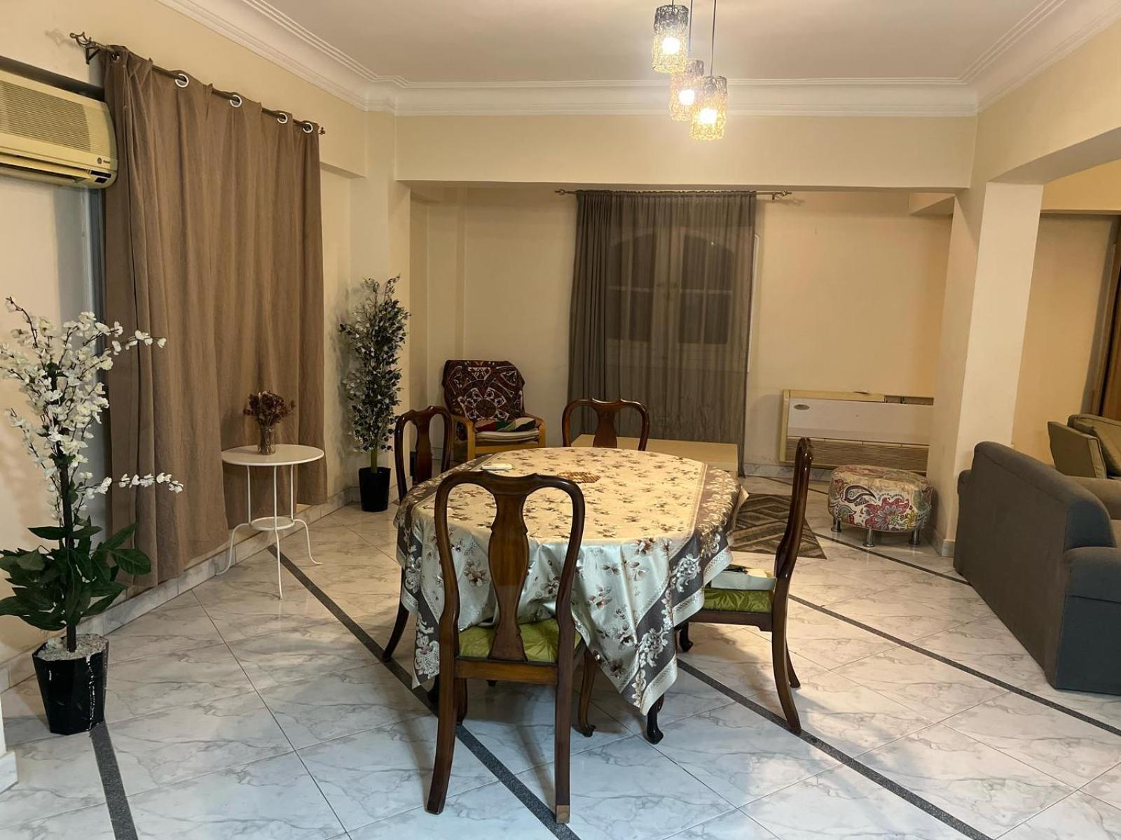 Aqua Maadi Degla Group Apartment *